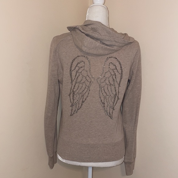 Victoria’s every fashion show angle wing hoodie - Picture 13 of 15